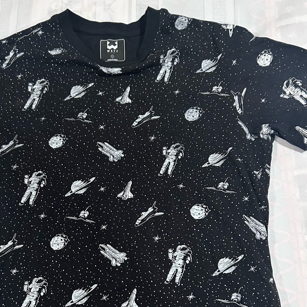 WXYZ tee astronaut print white & black 100% cotton t-shirt men’s medium space